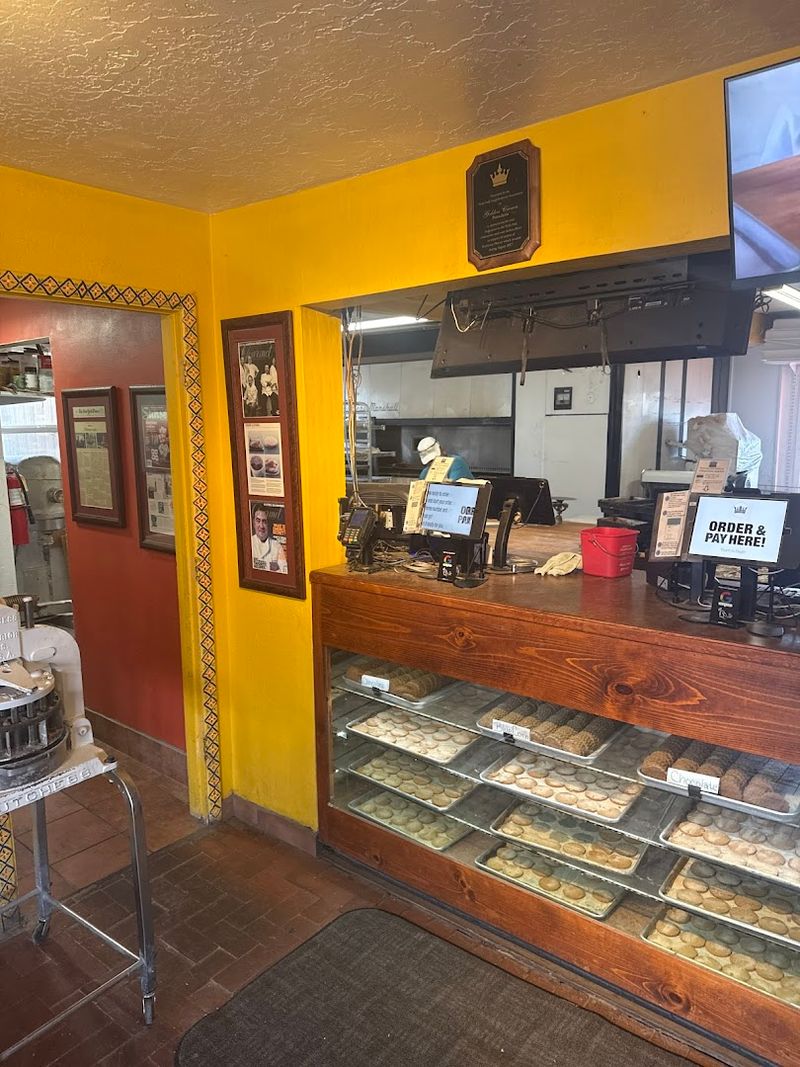 A Bakery With Neighborhood Energy