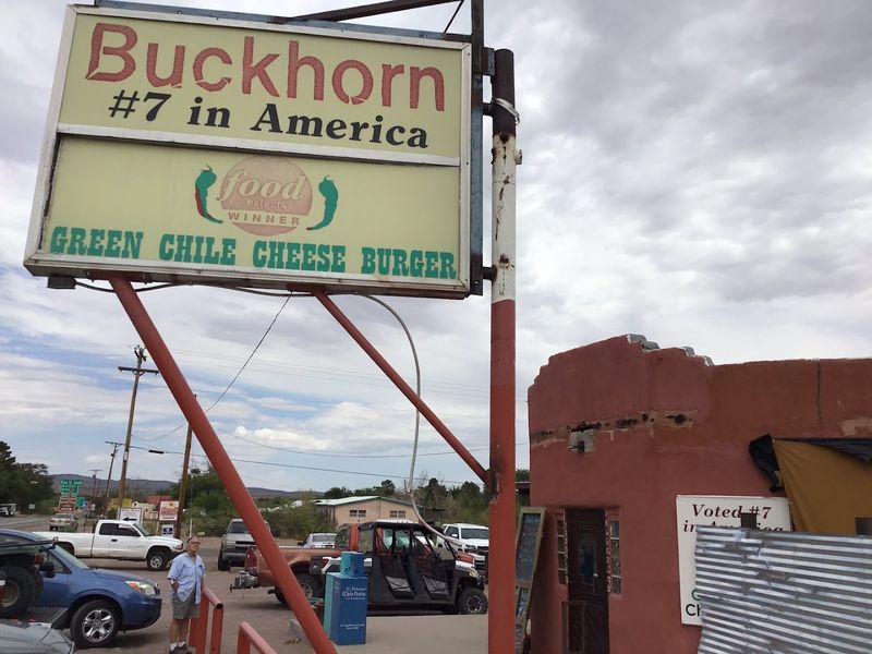The New Mexico Green Chile Cheeseburger Trail