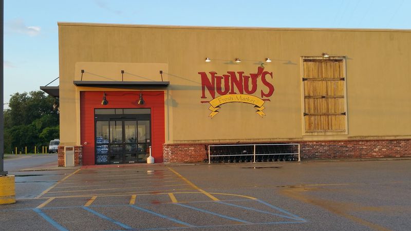 NuNu’s Fresh Market