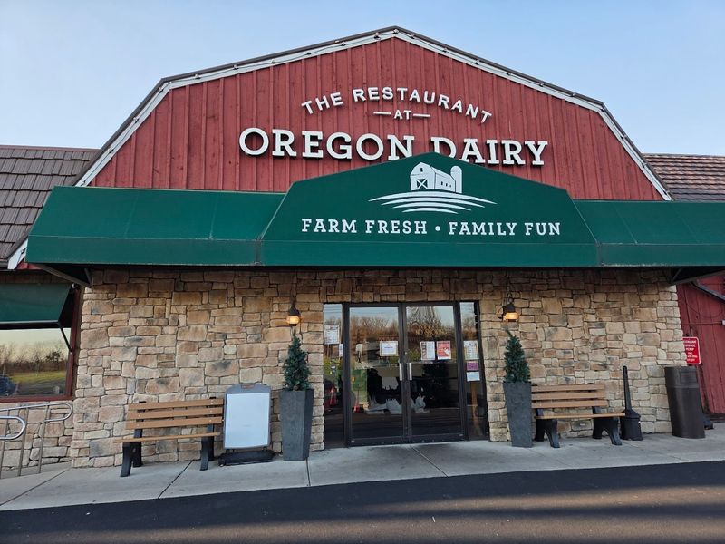 The Restaurant And Buffet At Oregon Dairy