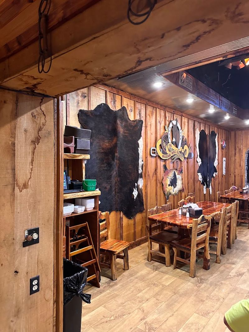 The Rustic Interior That Feels Genuinely Earned