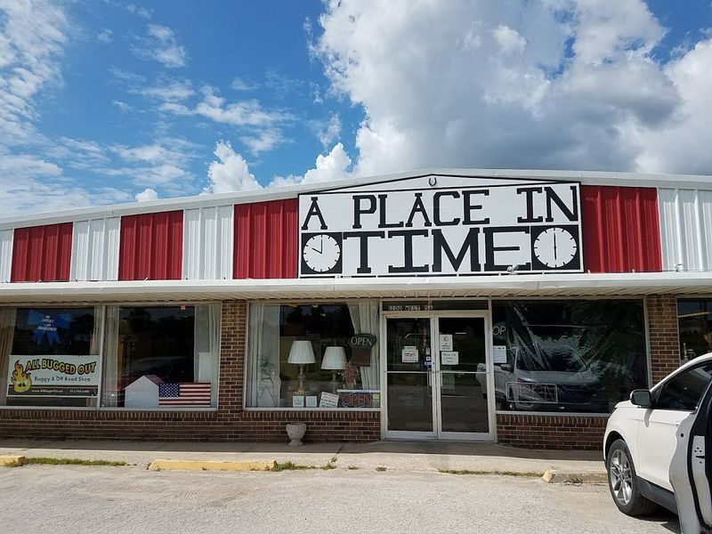 A Place In Time Antiques And Flea Market, Olathe, Kansas