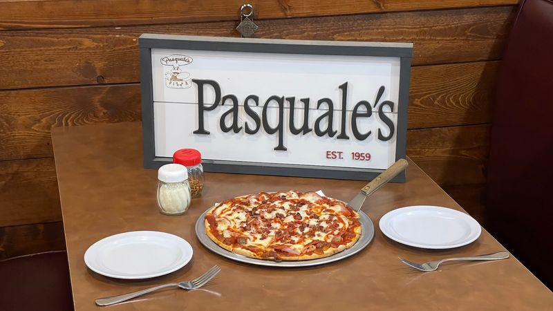 Pasquale's Pizza, Humboldt