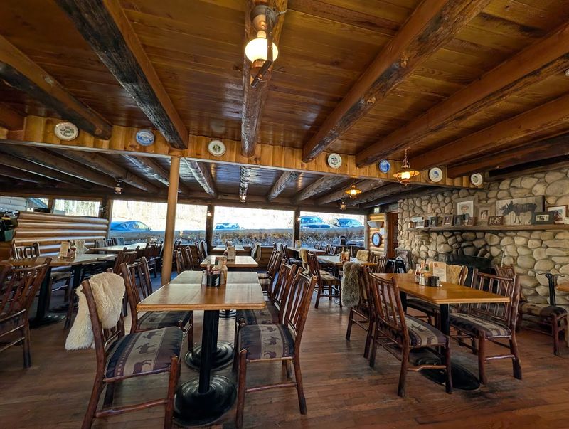 The Lasting Impression A Mountain Lodge Restaurant Leaves Behind