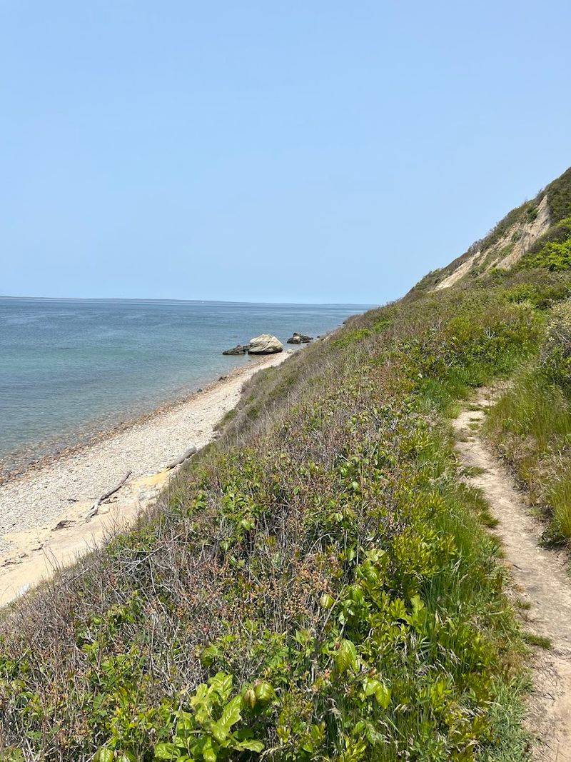 Hiking The Menemsha Hills