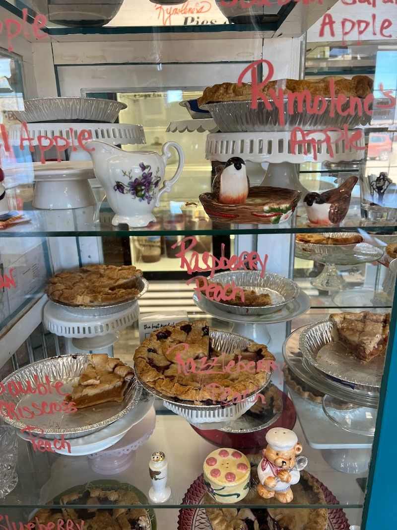 Rymolene's Pies