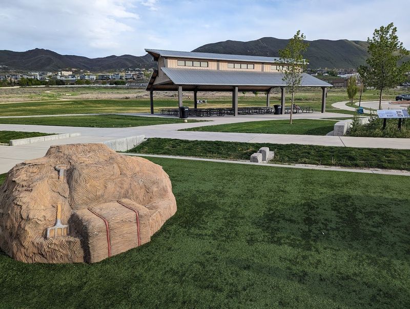 The Pavilion Setup That Makes Group Gatherings Painless