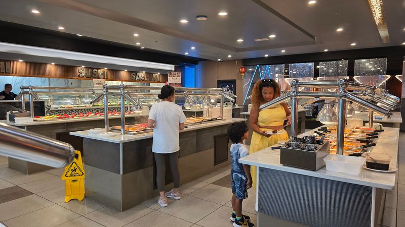 Kiro Seafood Buffet