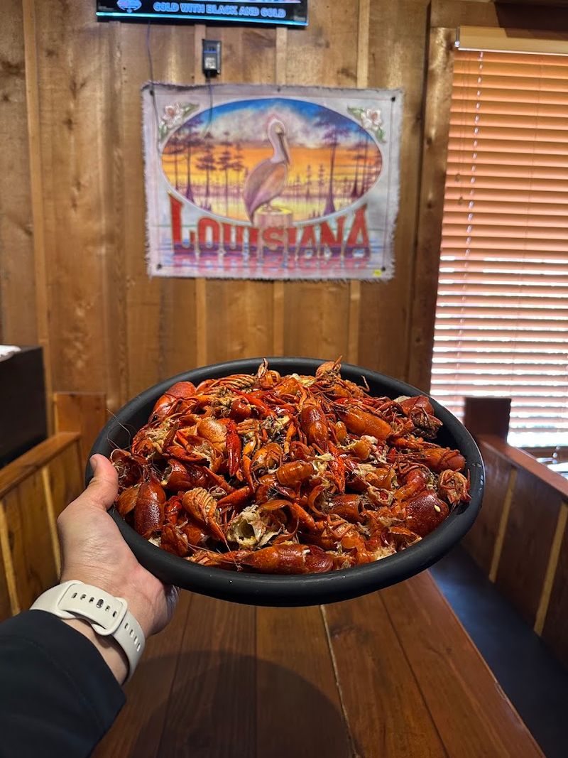 Time Your Visit Around Crawfish Season