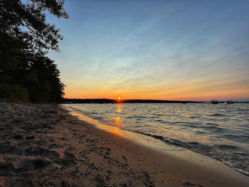 Snorkeling In A Freshwater Lake Sounds Unusual Until You Try It