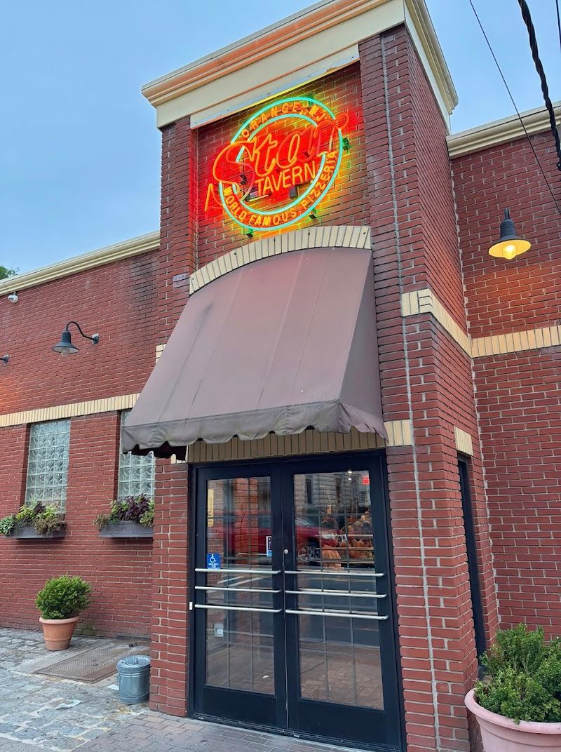 Star Tavern Serves Thin Crust Pies That Orange, NJ Loves