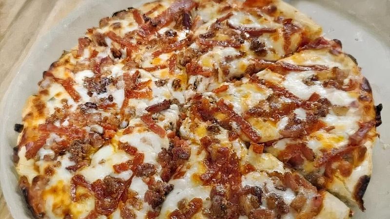 Town Clock Pizza, Peosta