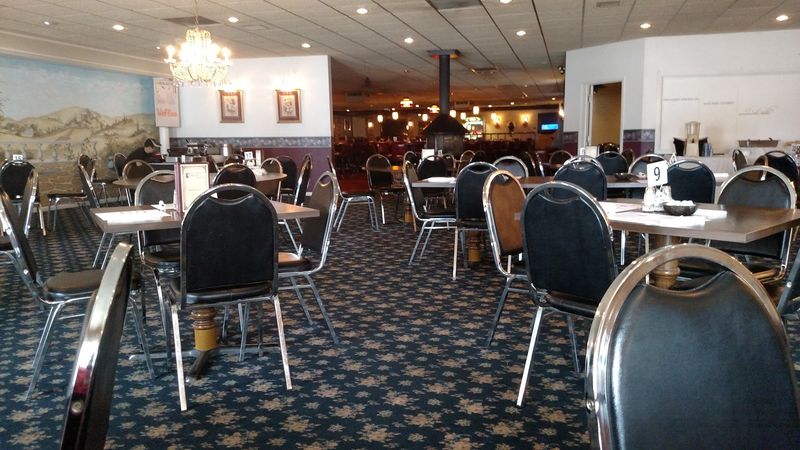 Colonial House Supper Club