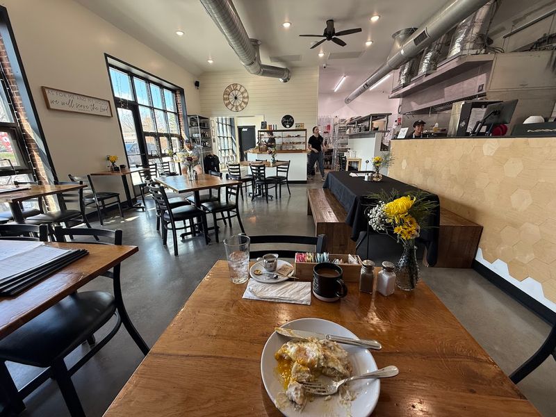 Why This Quiet Iowa Cafe Deserves Your Next Detour
