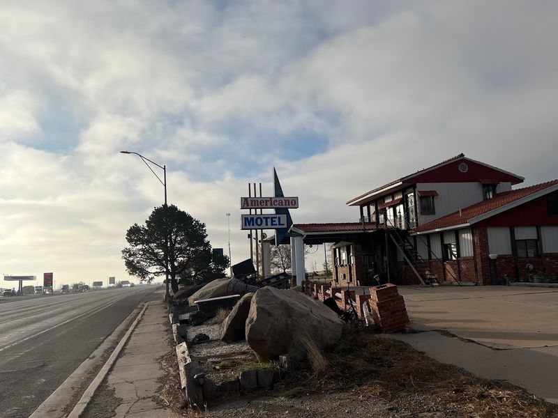 Sun-Baked Corners Of Americana