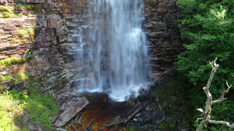 Verkeerder Kill Falls Trailhead