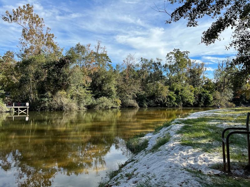 Columbia Street Landing And Bogue Falaya River Park