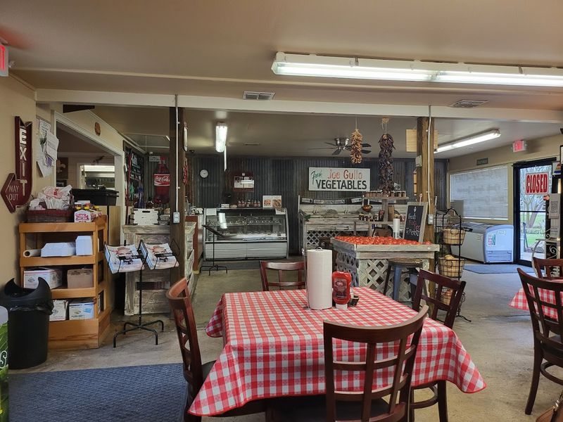Gullo’s Fresh Produce & Classic Bake Shop