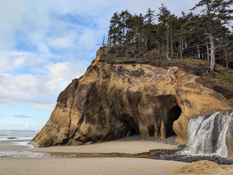 Hug Point State Recreation Area, Arch Cape