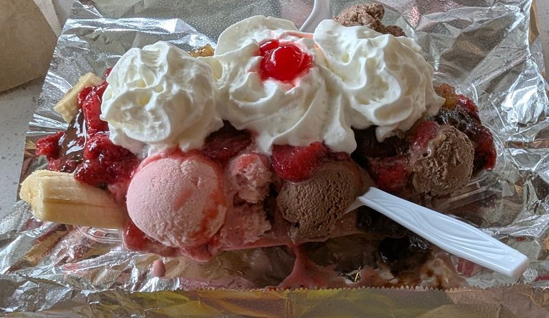 Share A Banana Split