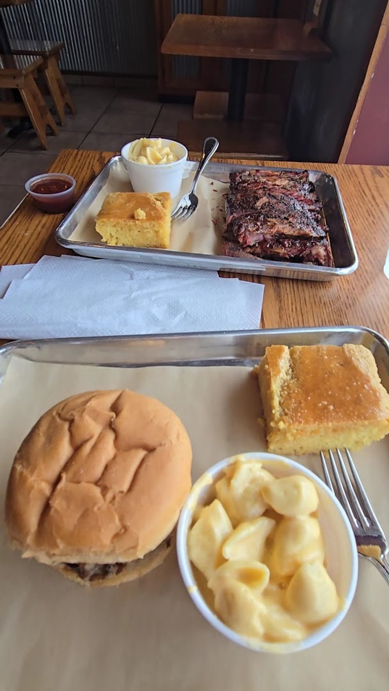 The Pulled Pork Sandwich Holds Its Own
