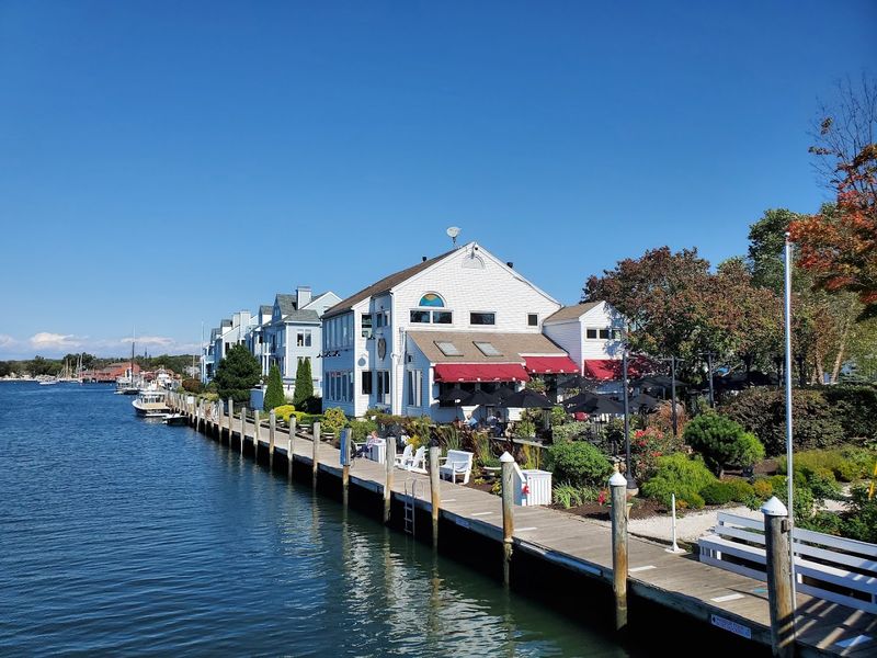 Mystic Pizza
