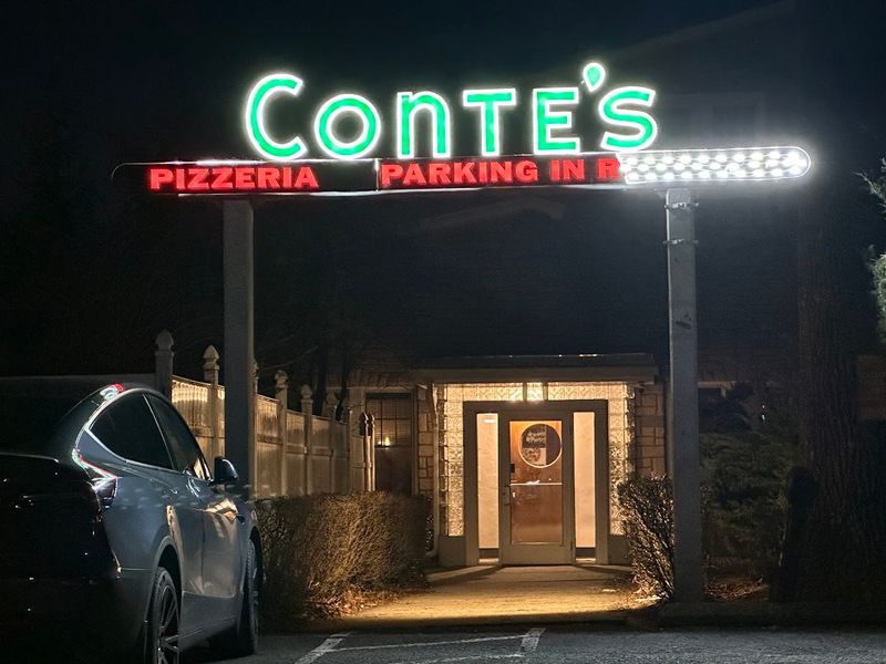 Conte's Pizza In Princeton Pulls Off Casual And Classic Together