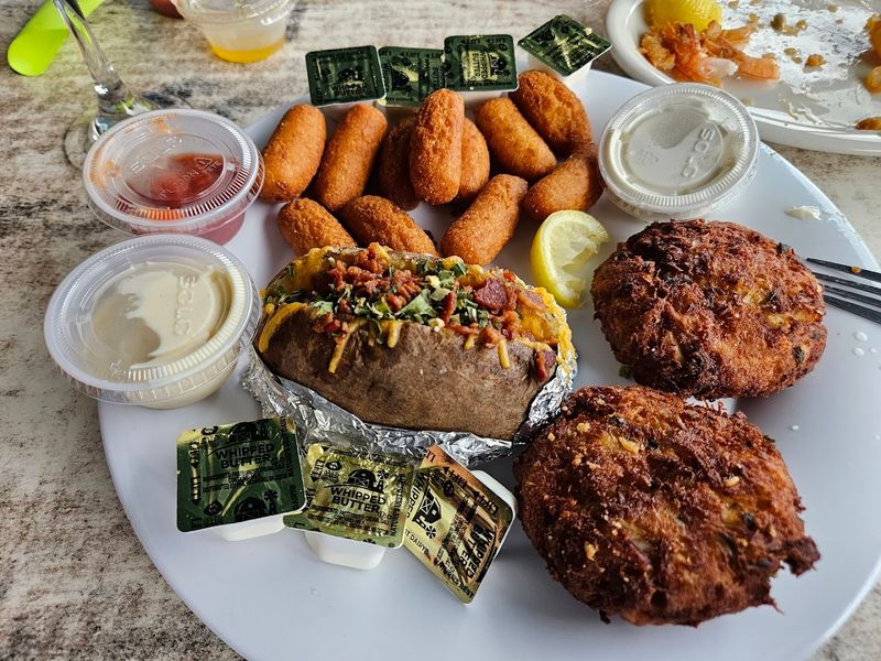 Crab Cakes Worth Every Single Bite