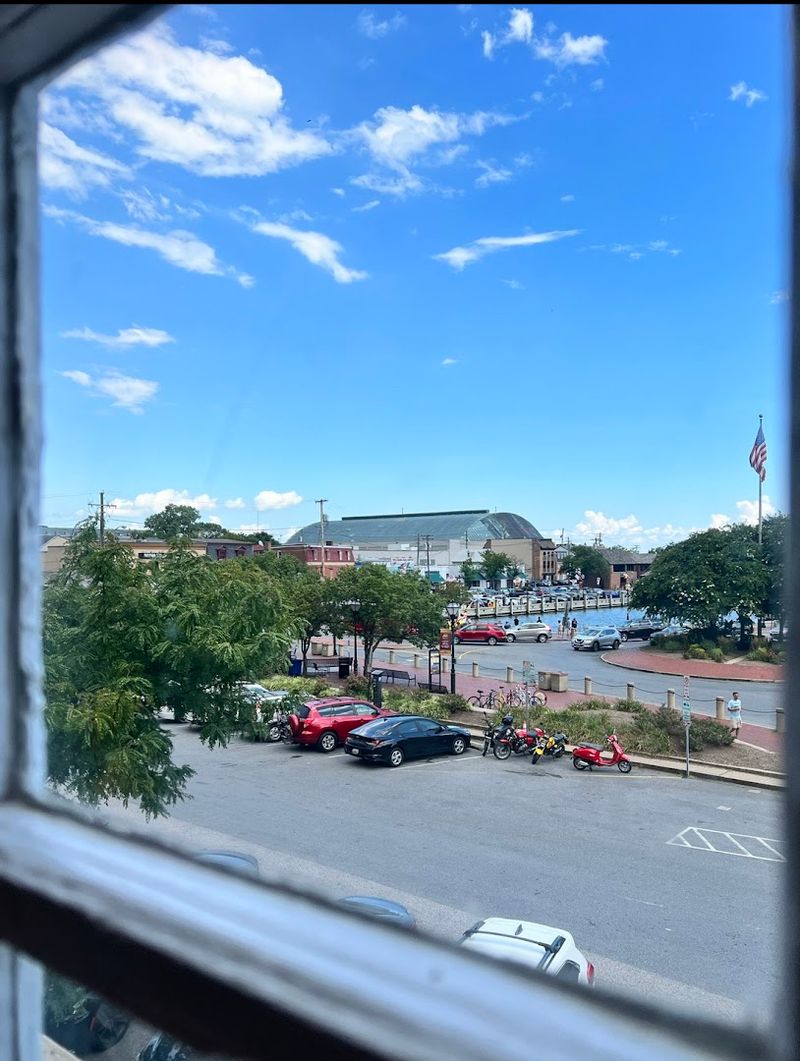 Views That Make Meals Better