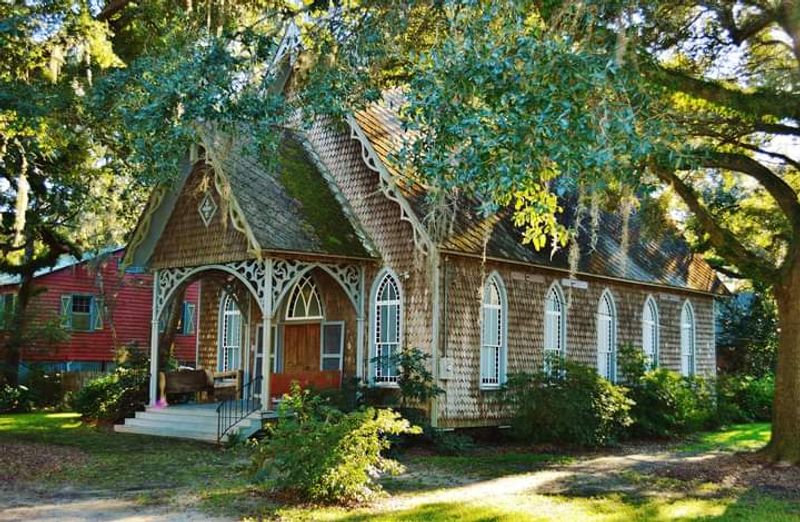 Arts, Crafts, Local Makers
