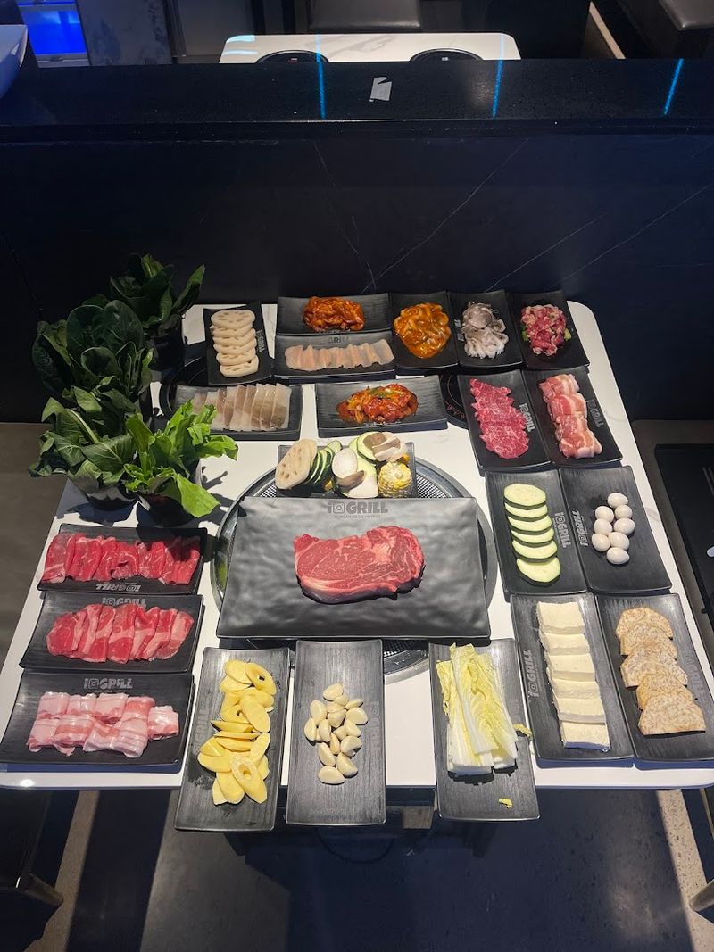 All-You-Can-Eat BBQ Meets Hot Pot Variety