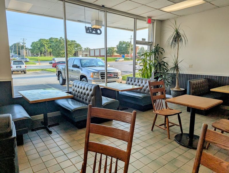 Planet Sub, Lawrence