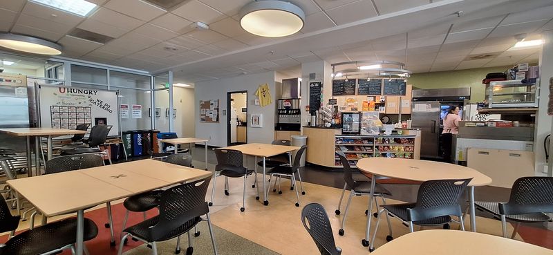 The Hidden Gem That Campus Regulars Guard Like A Secret