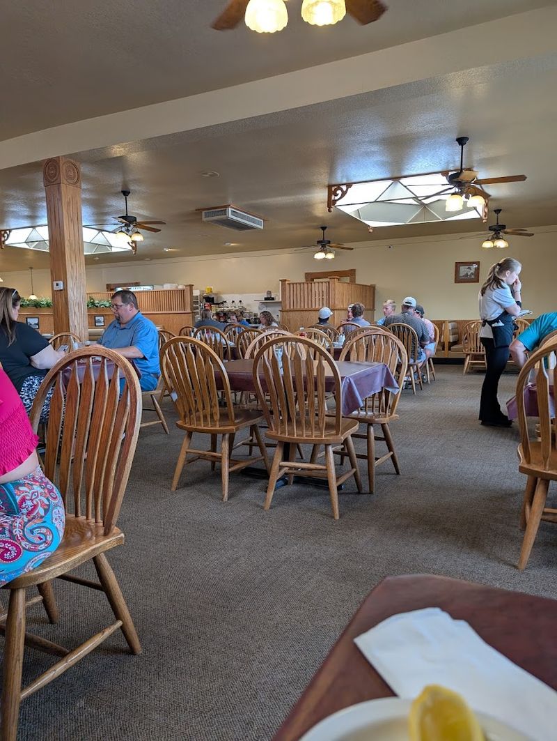 The Atmosphere Feels Like A Farmhouse Sunday Dinner, Every Single Day
