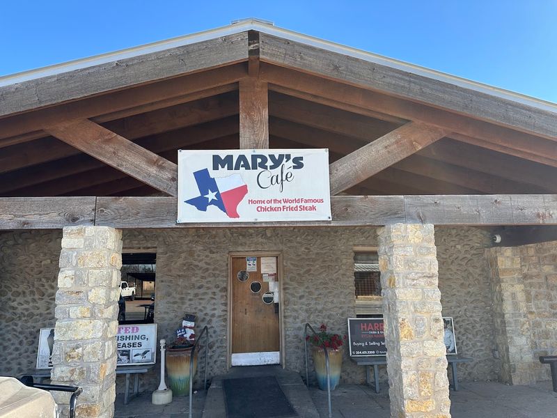 Why The Drive To Strawn Is Worth Making