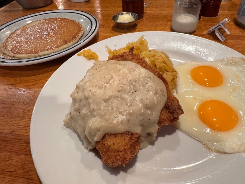 Breakfast at the Machine Shed