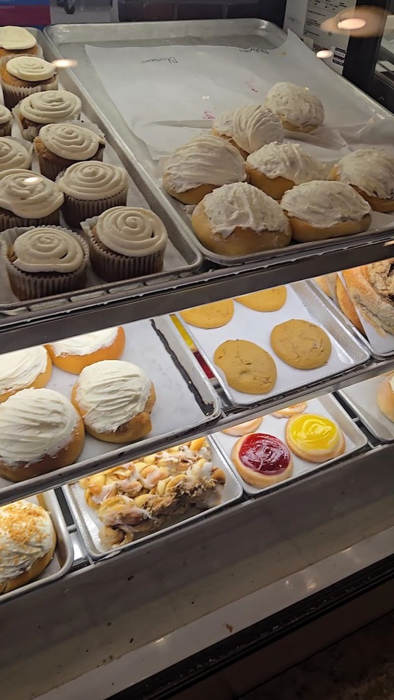 The Roll Lineup Worth Knowing