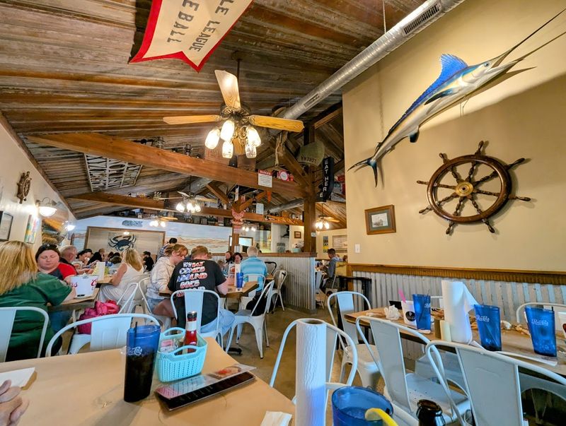 Nautical Decor That Sets The Right Mood
