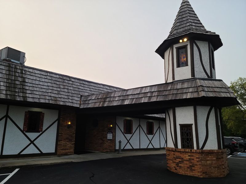 Dorf Haus Supper Club