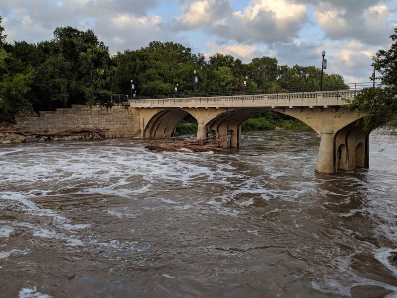 The Cottonwood River And Its Natural Beauty