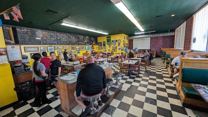 A Community Spot That Has Earned Its 4.4 Stars