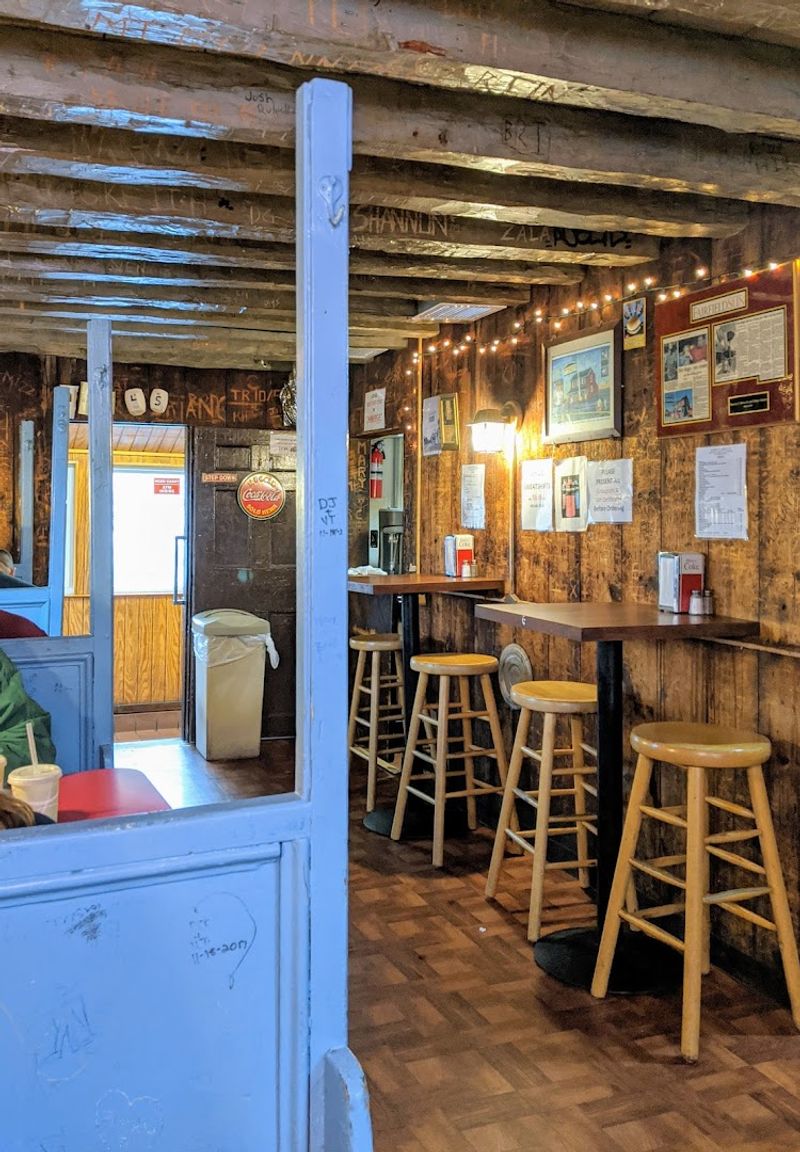 The Old-School Atmosphere That Feels Like Home