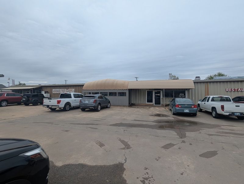 The Small Town Location That Somehow Pulls In Crowds From Everywhere