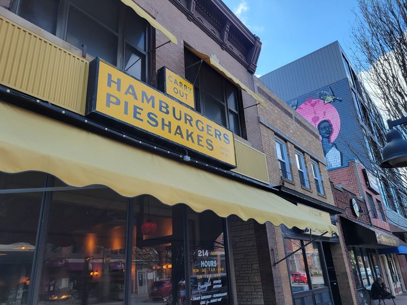 A Diner That Has Been Around Since 1948