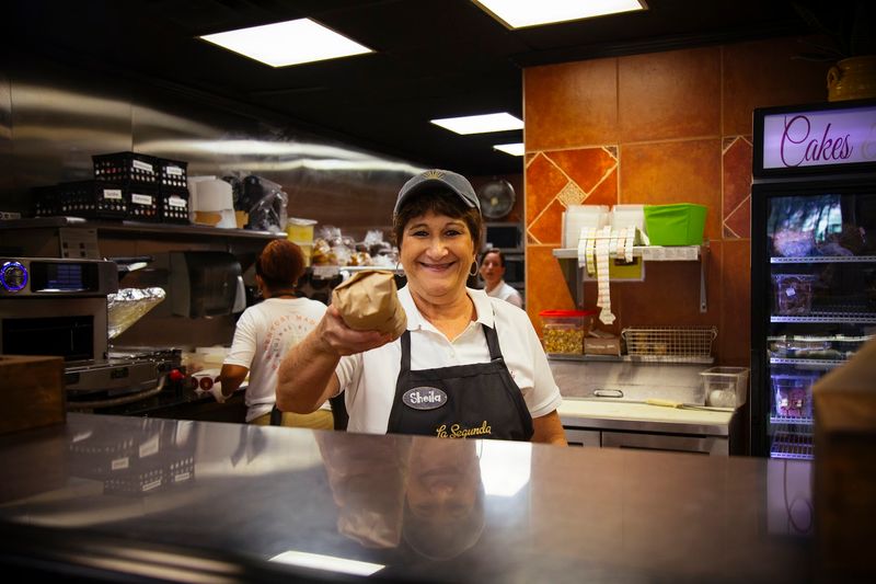 Counter Service That Keeps Things Moving