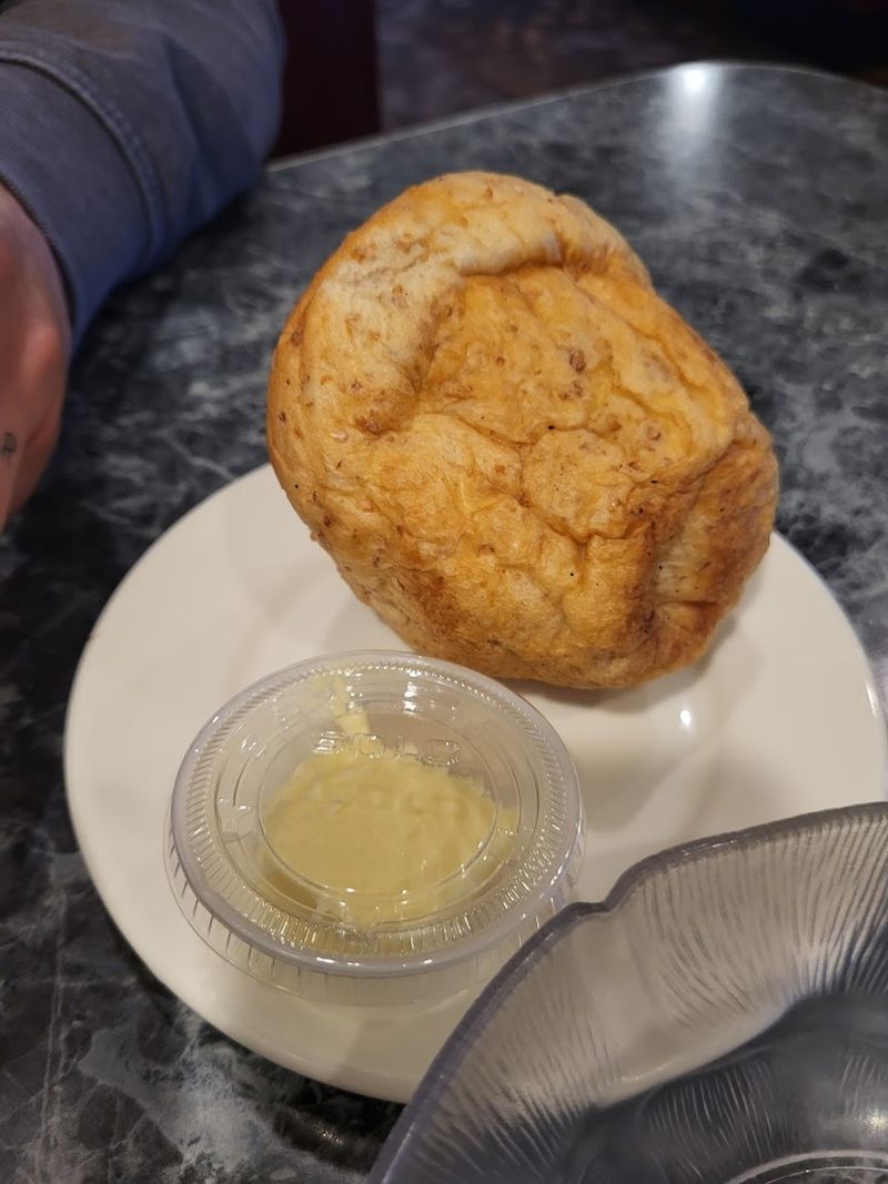The Dinner Roll Worth Mentioning