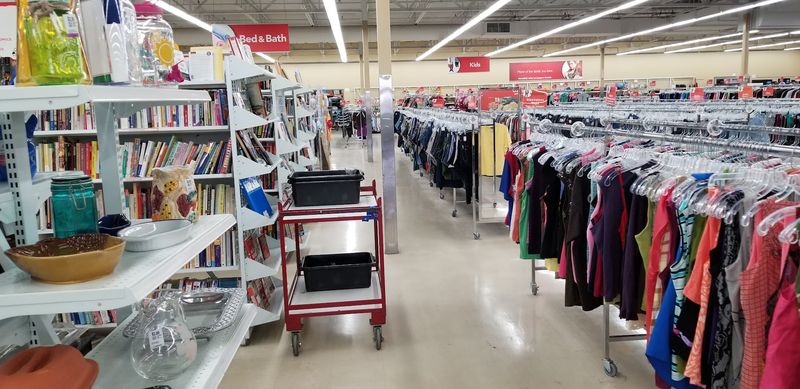 Store Hours Give You Plenty Of Time To Browse