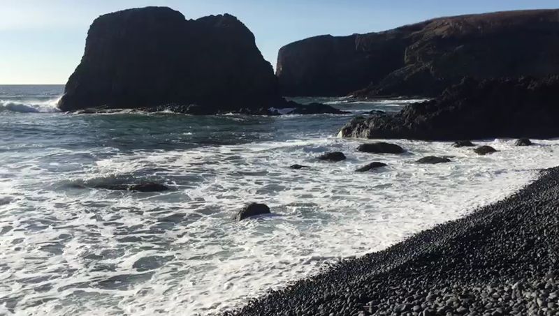 Rocks That Roll And Sing