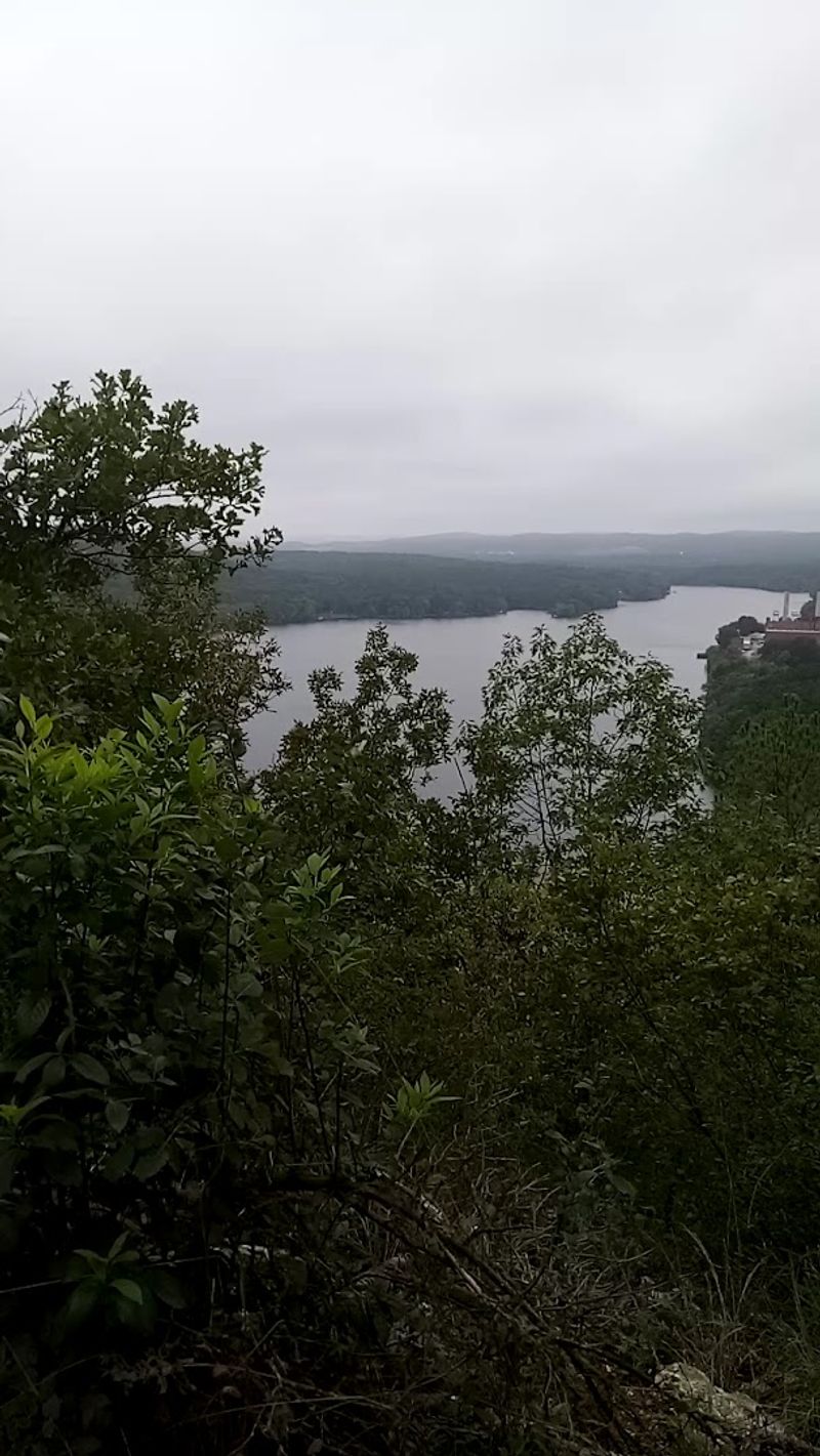 Views Of Lake Catherine That Catch You Off Guard