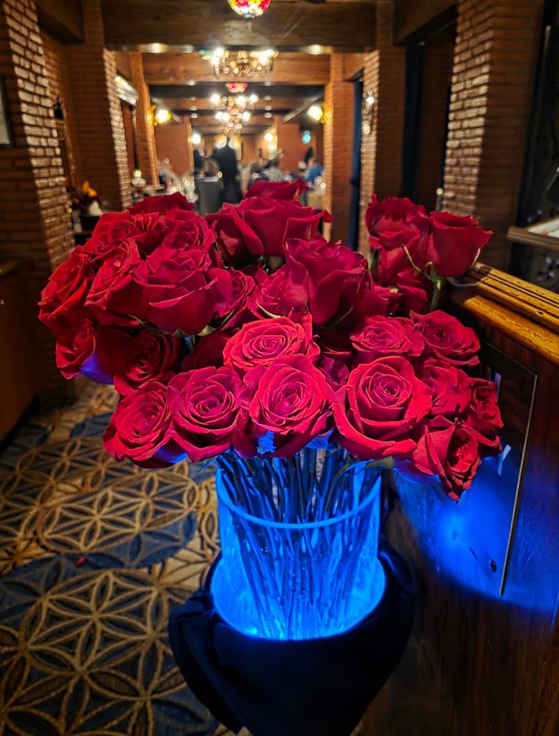 How A Rose Sets The Tone Before You Even Order